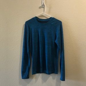 lululemon Metal Vent LS (SMALL)